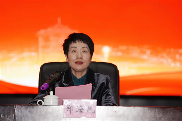 鄭海風.jpg